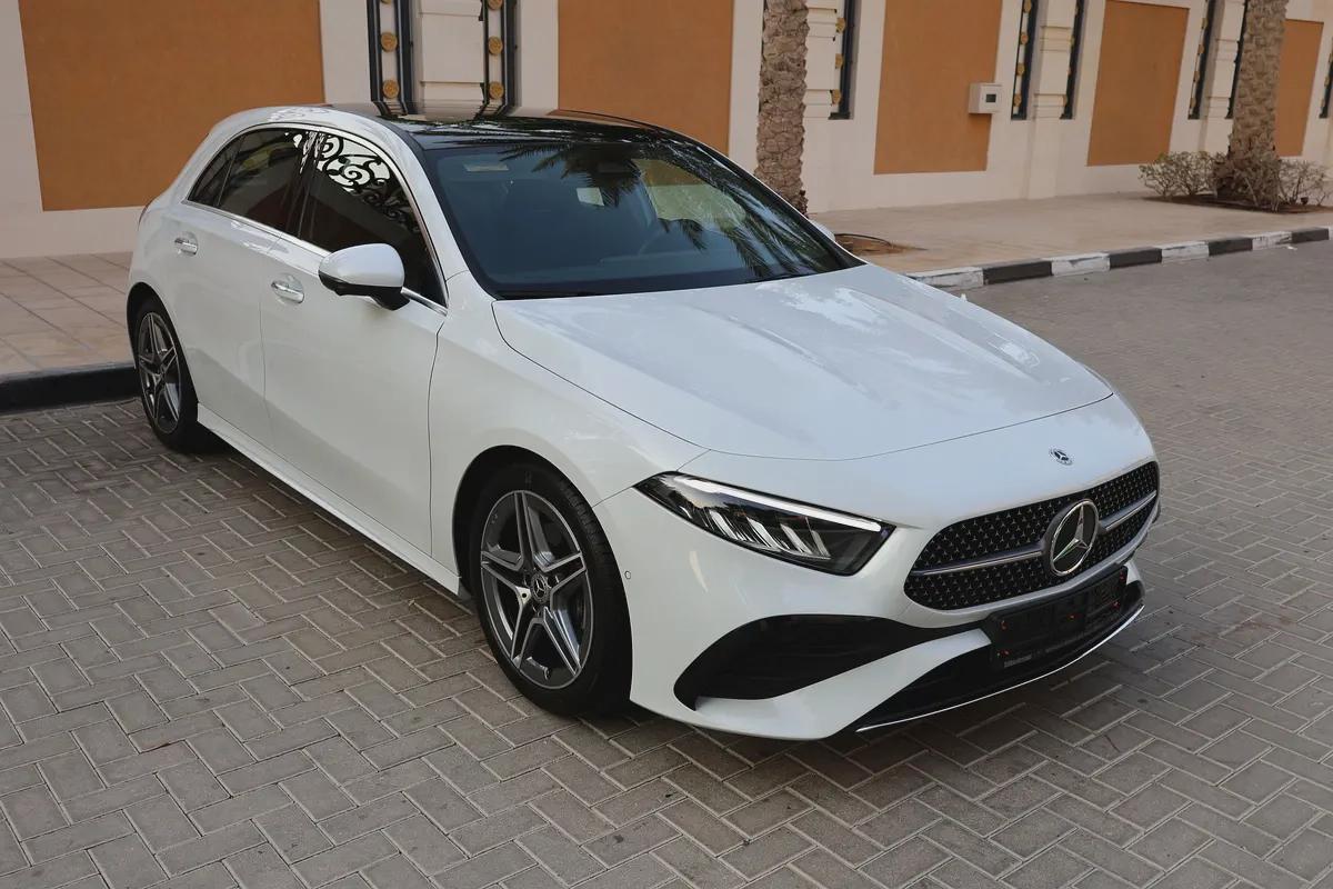 Mercedes-Benz A200 AMG-2024-11000KM-GCC SPECS- UNDER WARRANTY SERVICE CONTRACT available black as w-0-0