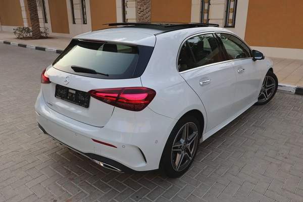 Mercedes-Benz A200 AMG-2024-11000KM-GCC SPECS- UNDER WARRANTY SERVICE CONTRACT available black as w