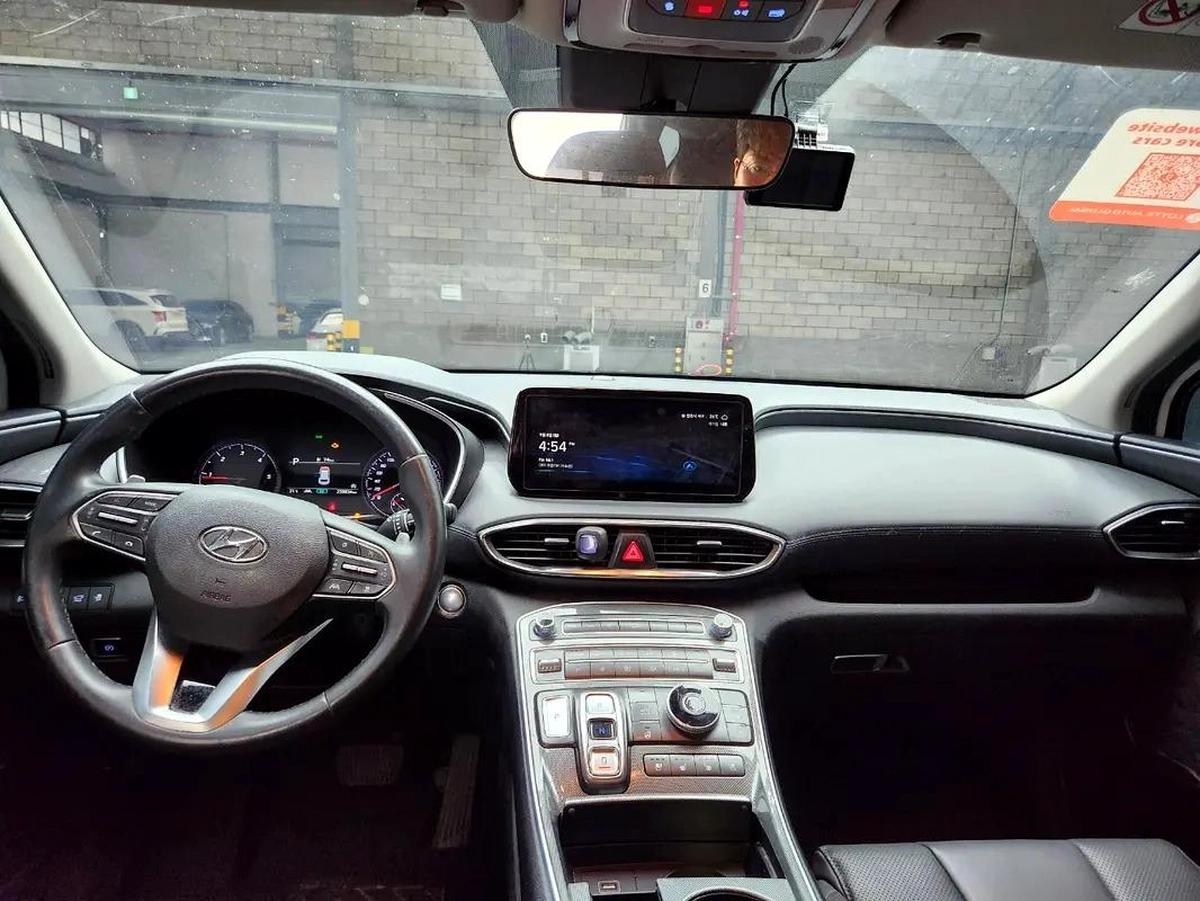 Hyundai Santa Fe Premium 2021 - Korean Specs - Excellent Condition-16-16