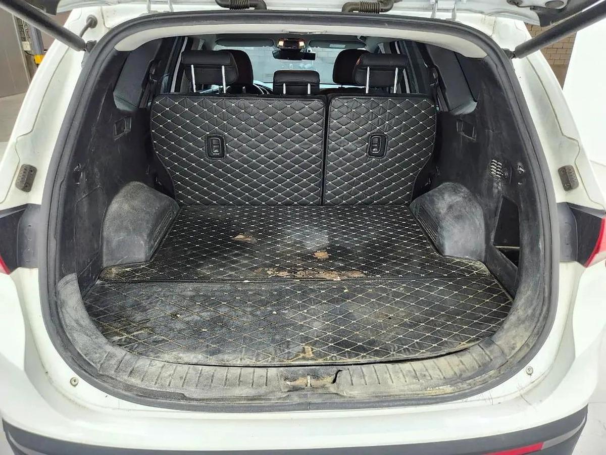 Hyundai Santa Fe Premium 2021 - Korean Specs - Excellent Condition-5-5