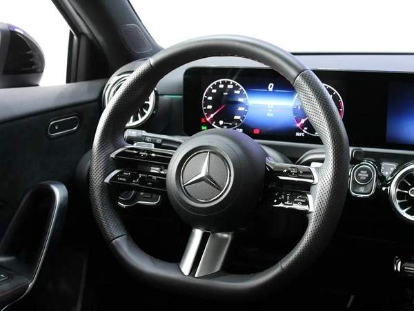 MB A220 //2023 // Diesel // Almost New