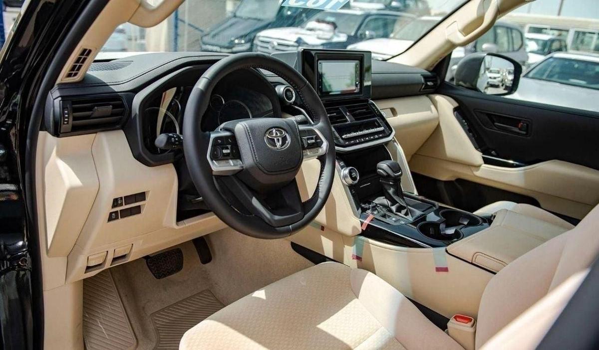 Toyota Land Cruiser LC300 GXR 3.3D AT MY2025 – BLACK-10-10