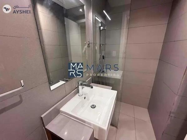 Brand New | Vacant | Topnotch Amenities