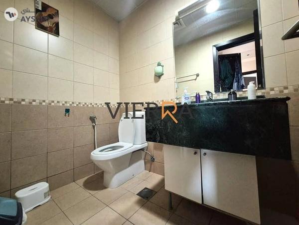 Mazaya 15, Queue Point, Liwan, Dubai