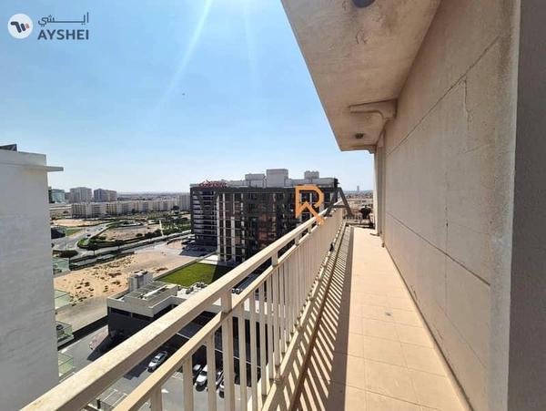 Mazaya 15, Queue Point, Liwan, Dubai