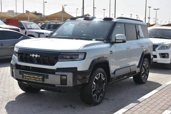 BYD LEOPARD 8 SEVEN SEATS 2025 | SILVER