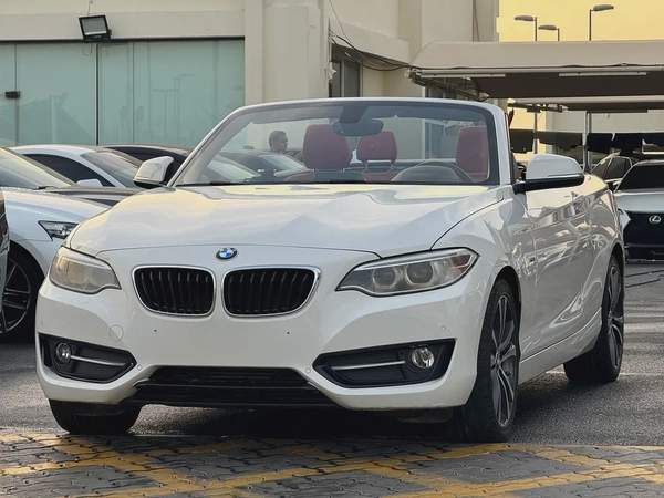 بى إم دبليو 220I موديل 2016 خليجى صبغ الوكاله مفتاحين الوكاله