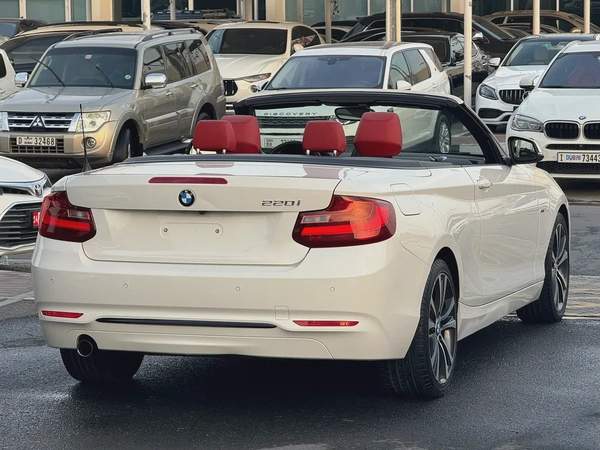 بى إم دبليو 220I موديل 2016 خليجى صبغ الوكاله مفتاحين الوكاله