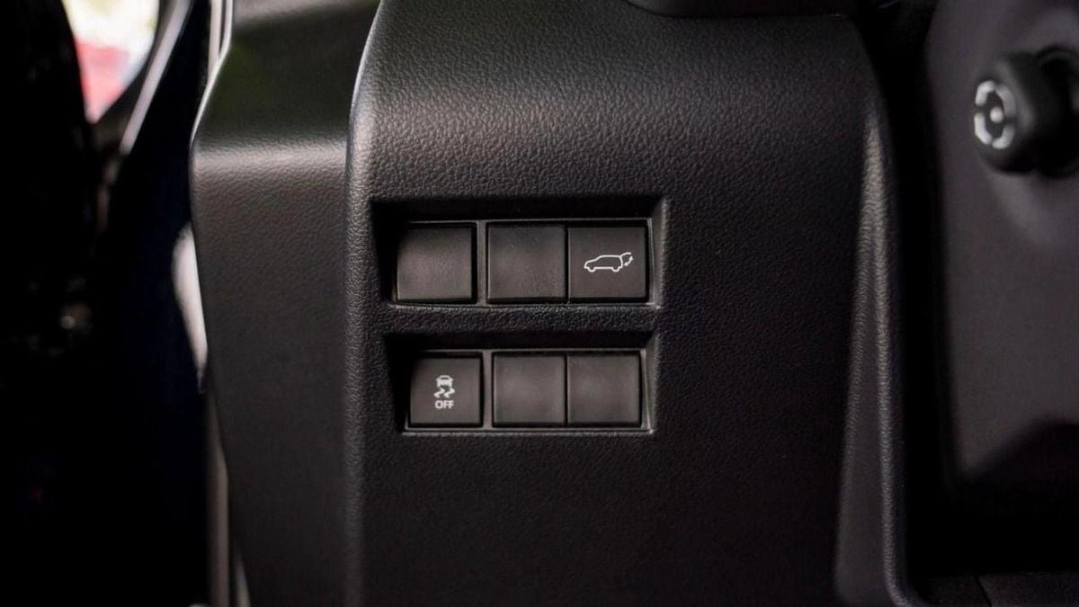 Toyota Land Cruiser Toyota Land Cruiser LC300 VXR 3.3L AT Diesel full option 2025-23-23