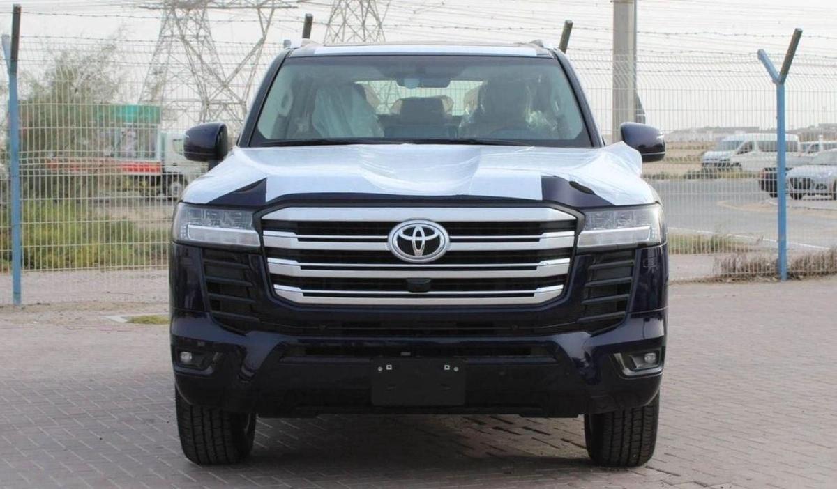 Toyota Land Cruiser LAND CRUISER GXR 3.5L V6-1-1