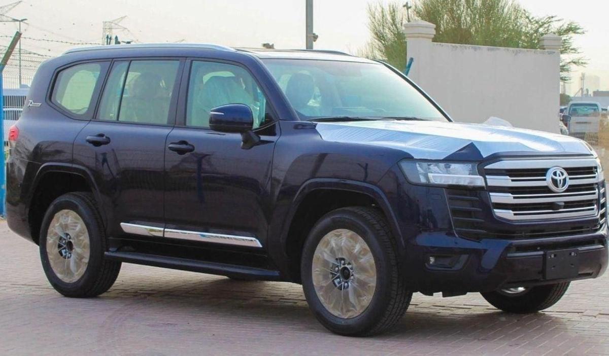 Toyota Land Cruiser LAND CRUISER GXR 3.5L V6-2-2