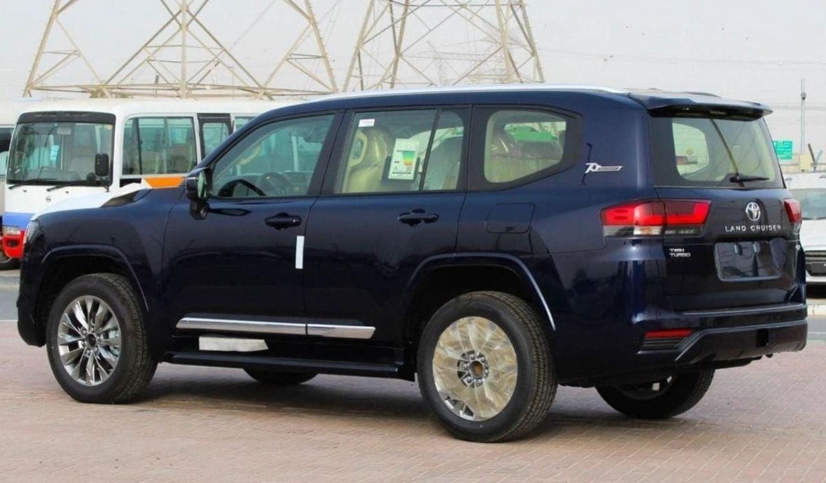 Toyota Land Cruiser LAND CRUISER GXR 3.5L V6-3-3