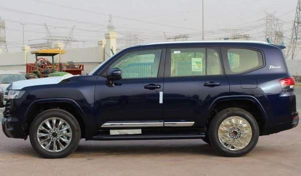 Toyota Land Cruiser LAND CRUISER GXR 3.5L V6
