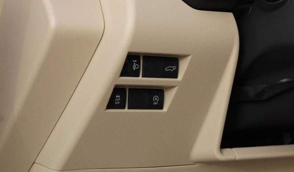 Toyota Land Cruiser LAND CRUISER GXR 3.5L V6