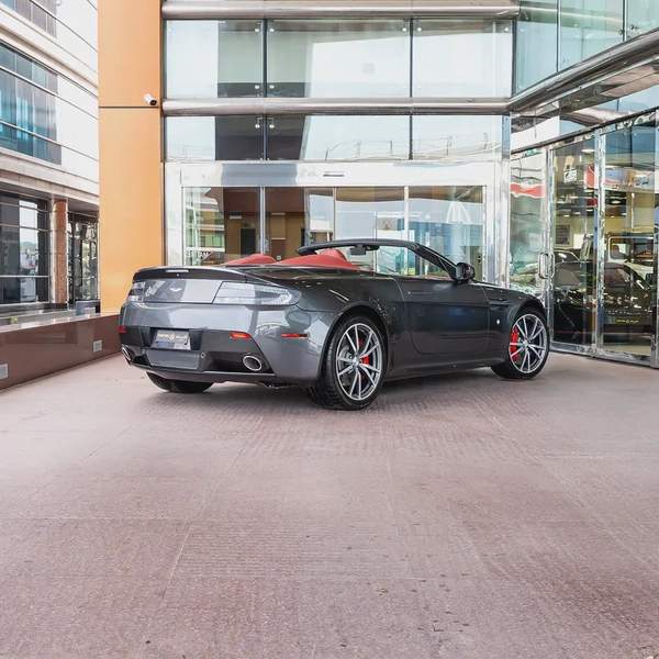 2016 Aston Martin Vantage V8 S ( CONVERTIBLE ) DONE ONLY 500KM