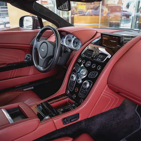 2016 Aston Martin Vantage V8 S ( CONVERTIBLE ) DONE ONLY 500KM