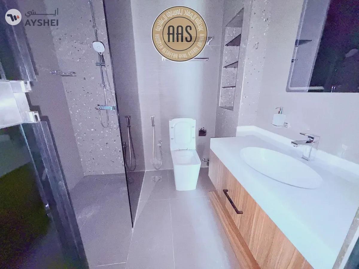 SPACIOUS 2BHK WITH FULLY FURNISHED+MAID ROOM CLOSE TO METRO IN JLT DUBAI-8-8