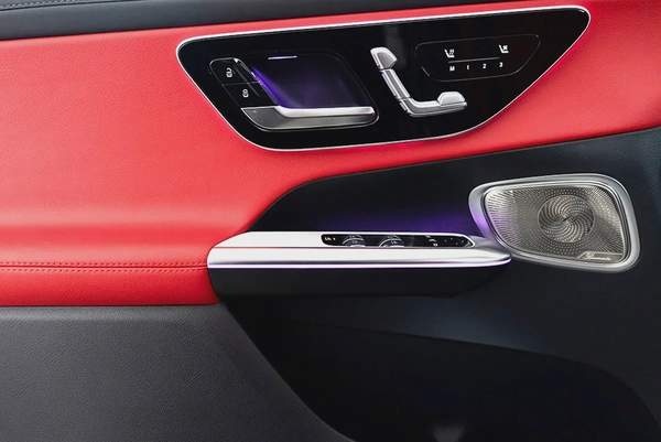 5,790 AED / 60 months | 0% DP | 2026 Mercedes GLC200 4Matic Coupe / Almost New / 5 Year Warranty