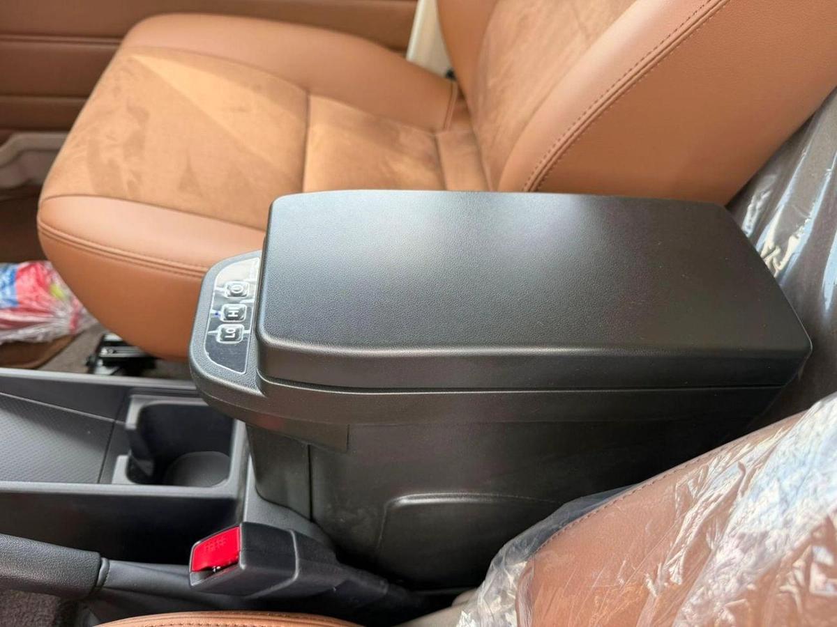 Toyota Land Cruiser 70 Toyota Land Cruiser LC 76 Petrol 4.0L Full Option Automatic Model 2025 Omani Specifications-8-8