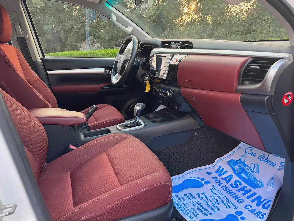 Hiulx TRD V6 2018 very good condition-7-7