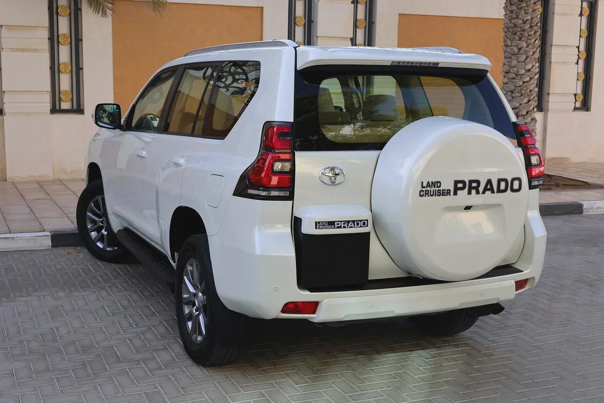 TOYOTA PRADO GXR - GCC SPECS - ORIGINAL PAINT - UNDER WARRANTY - FULL SERVICE HISTORY --4-4