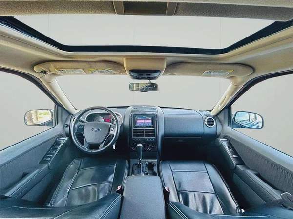 FORD EXPLORER XLT - 2010 - CLEAN CAR FRESH JAPAN IMPORT