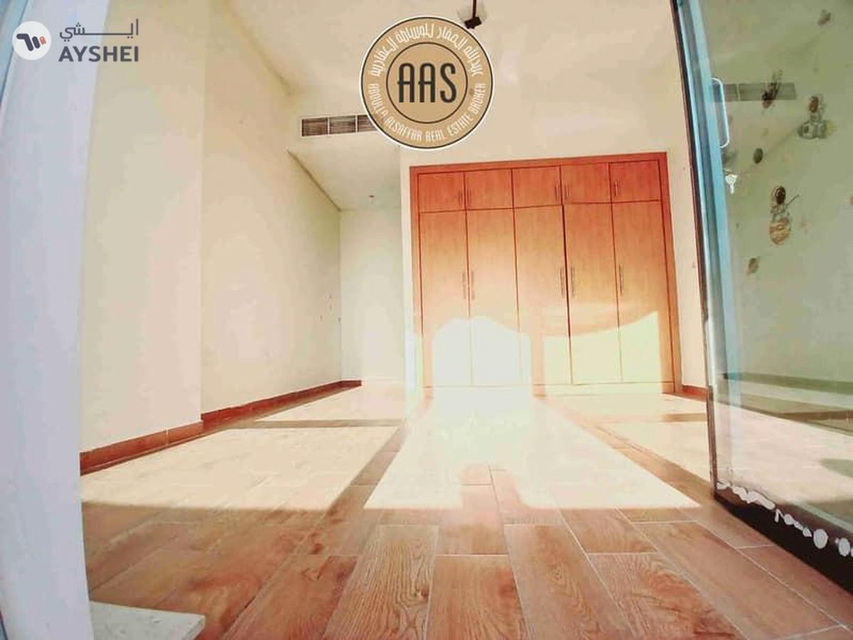 Chiller Free Luxurious 1BR !! With All Amenities Huge Size-2-2