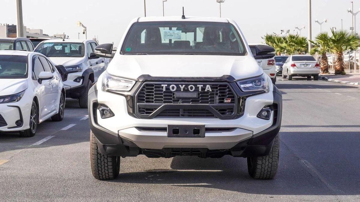 Toyota Hilux GR Sport 4.0L-1-1
