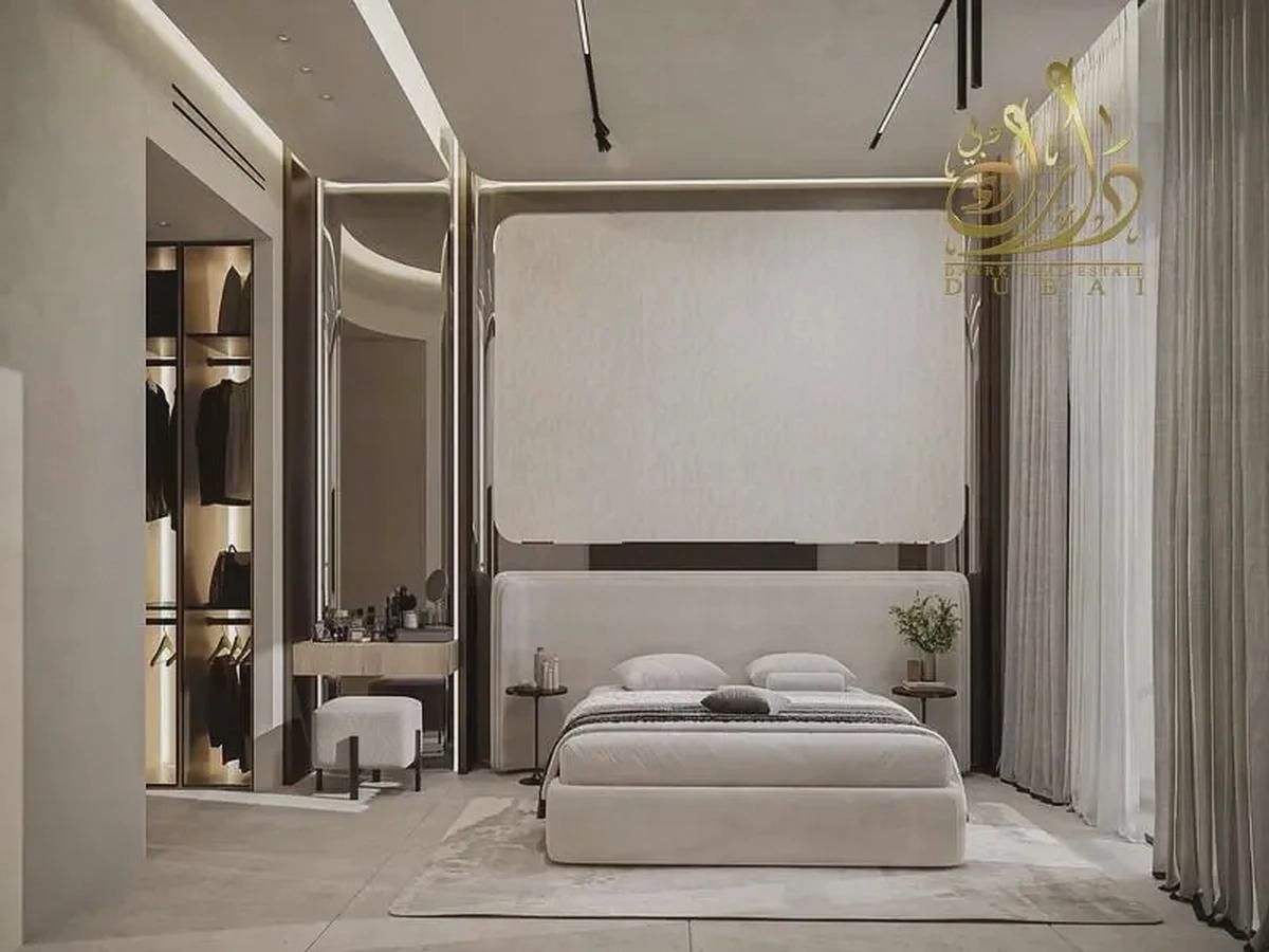 VERY CLOSE TO METRO--DIRECTLY ON SHEIKH ZAYED ROAD--PRIVATE JACUZZI-5-5