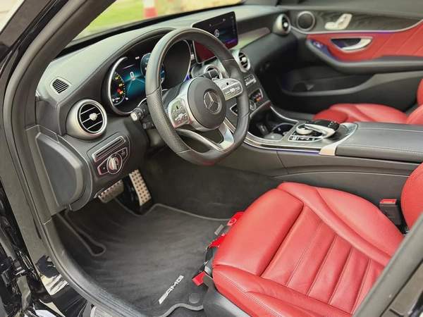 Mercedes C200 AMG Full Option Gcc. full History