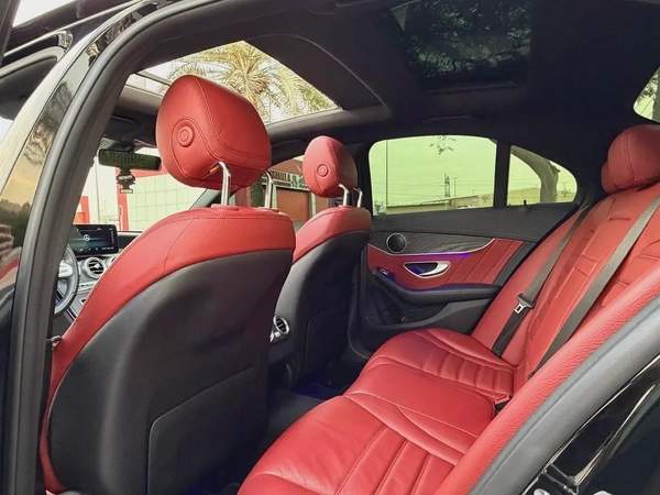 Mercedes C200 AMG Full Option Gcc. full History