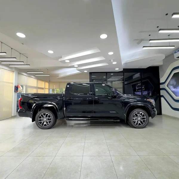 2023 Toyota Tundra Platinum