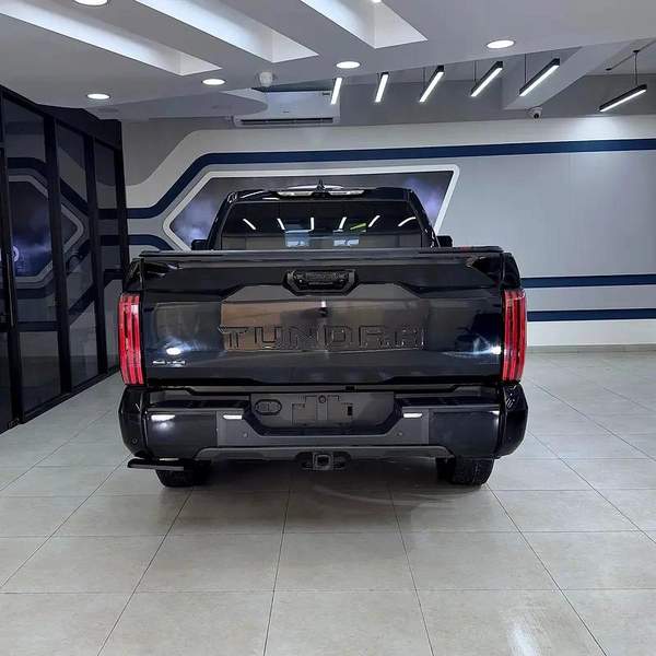 2023 Toyota Tundra Platinum