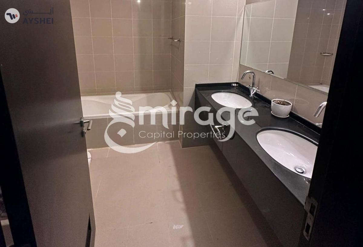 APARTMENT FOR SALE IN RAK TOWER, MARINA SQUARE-4-4