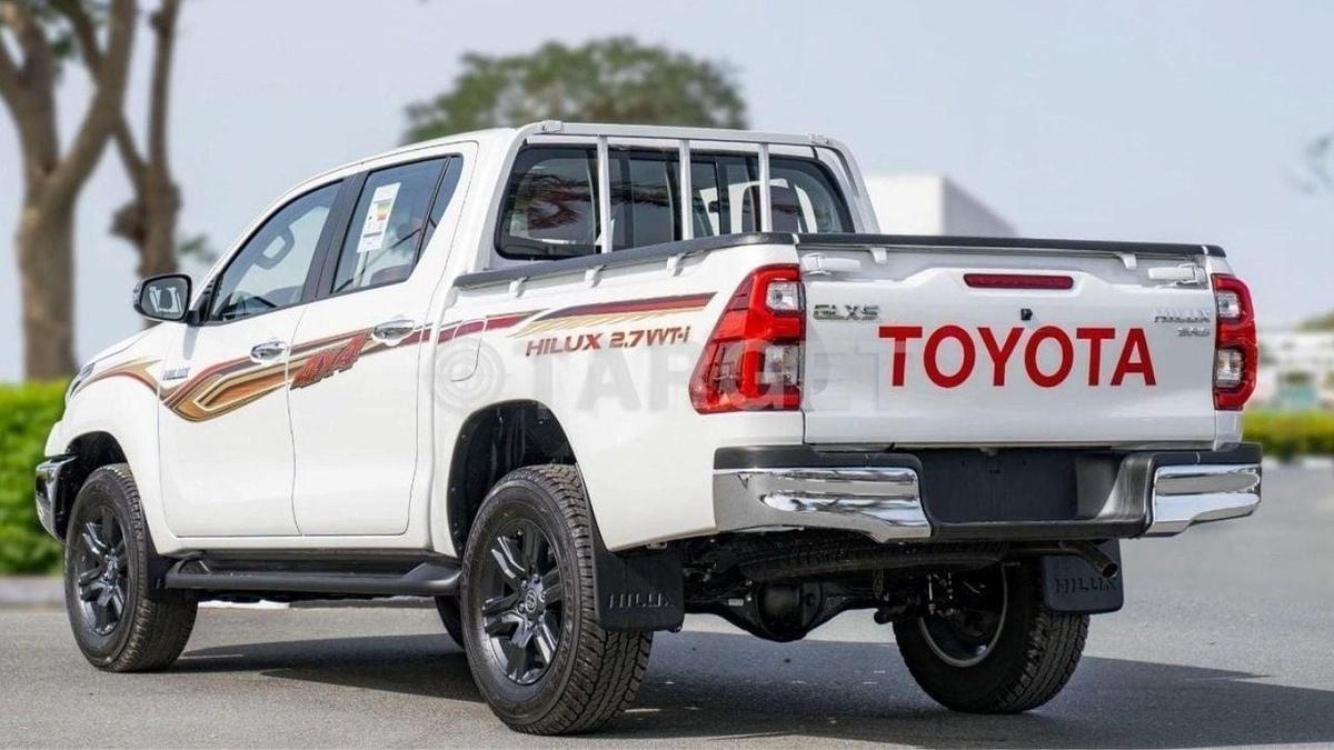 Toyota Hilux Toyota Hilux 2.7L petrol automatic MY 2026-5-5