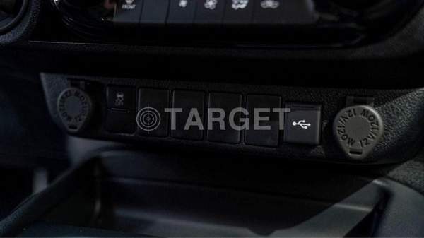 Toyota Hilux Toyota Hilux 2.7L petrol automatic MY 2026