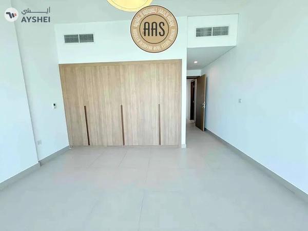 HUGE 3BHK+STORAGE | GYM & POOL | FREE PARKING