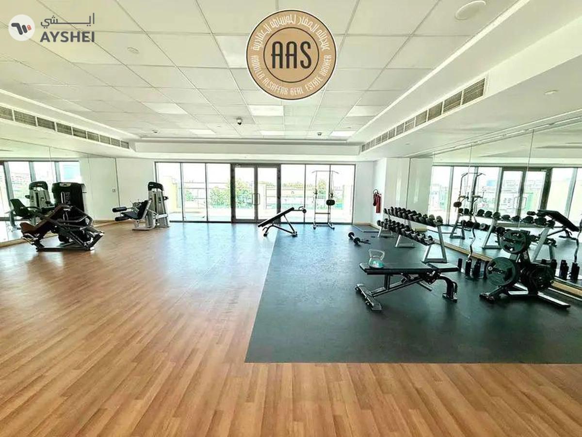 HUGE 3BHK+STORAGE | GYM & POOL | FREE PARKING-14-14