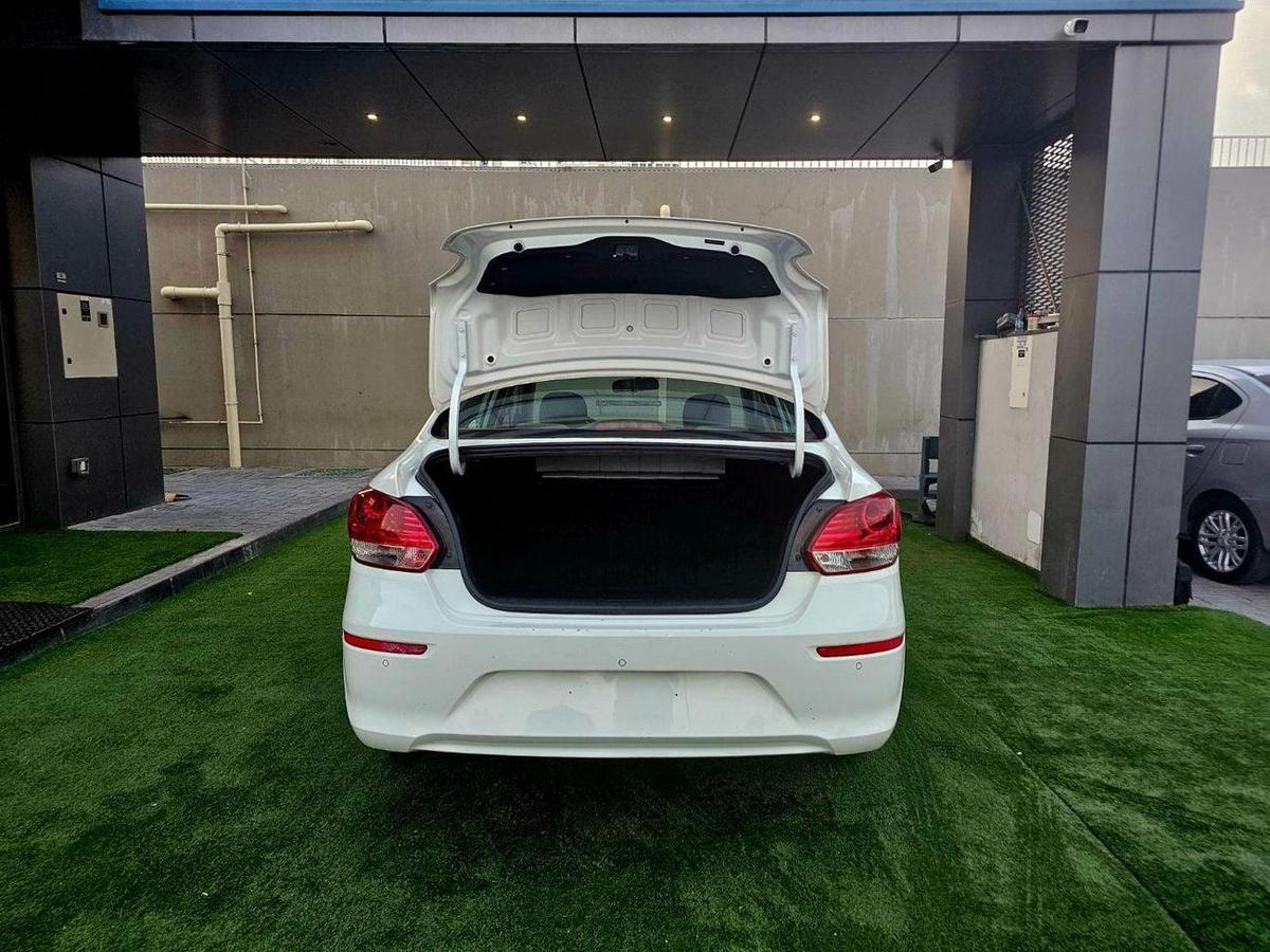 Kia Pegas EX GCC/ LOW MILEAGE/ LADY DRIVEN-4-4