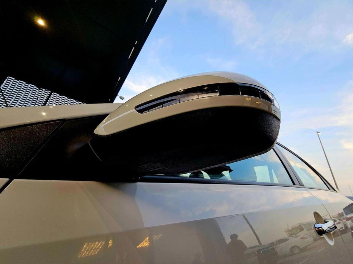 Kia Pegas EX GCC/ LOW MILEAGE/ LADY DRIVEN-5-5