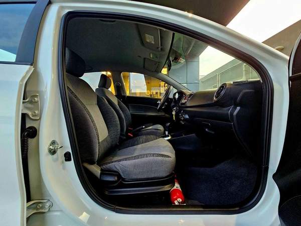 Kia Pegas EX GCC/ LOW MILEAGE/ LADY DRIVEN