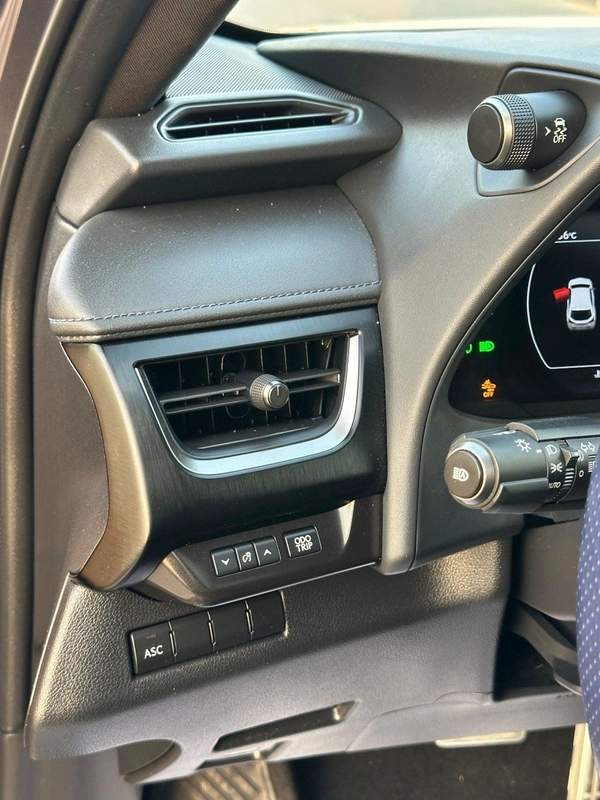 Lexus UX250h Premium F- Sport Hybrid