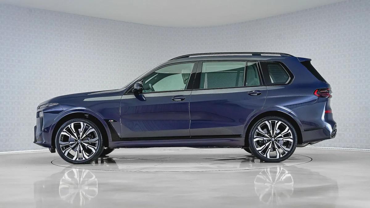 Special Offer | AED 7,353 PM | Special Colour, Full Individual Option | X7 M60i Individual-10-10