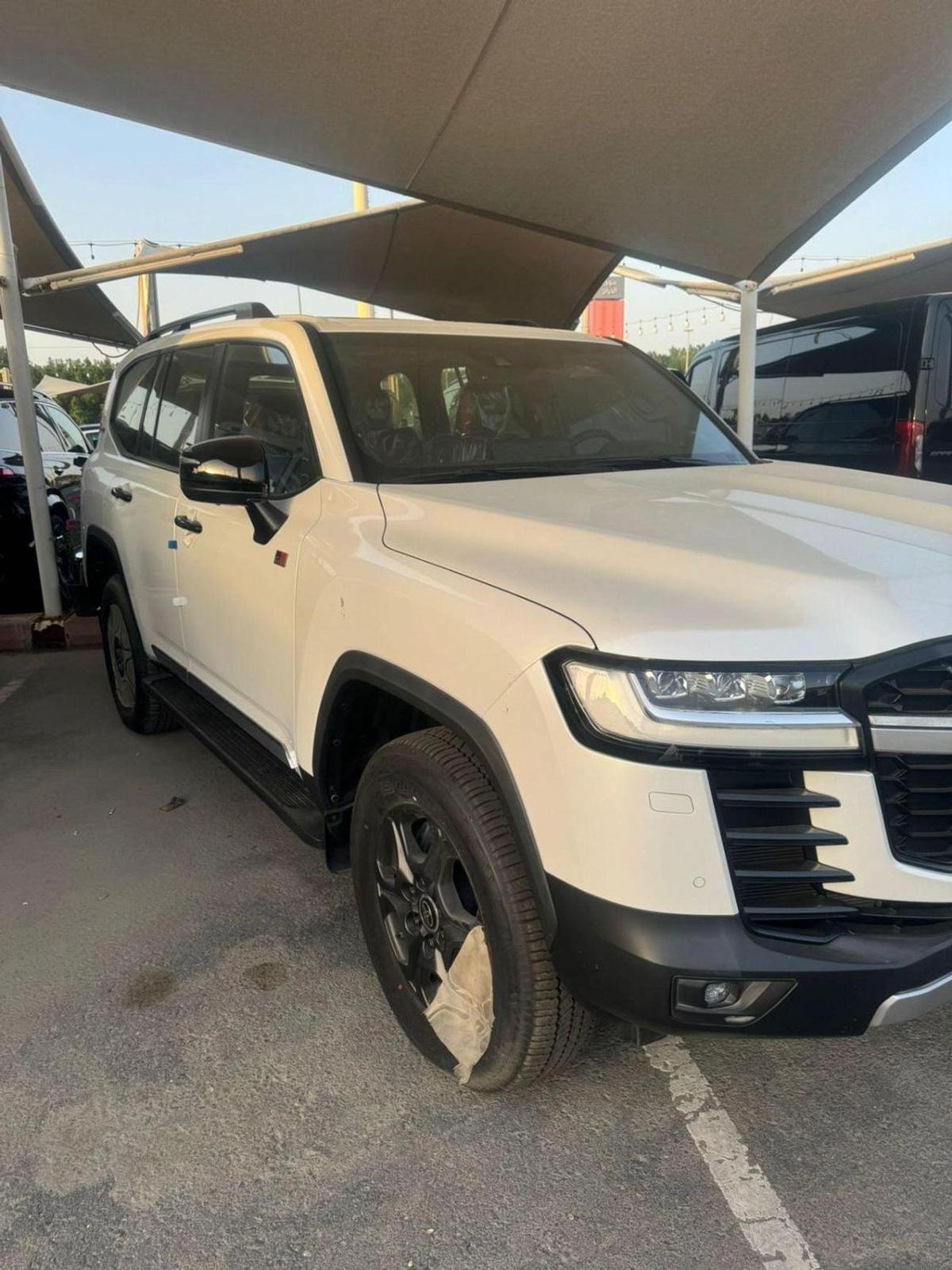 Toyota Land Cruiser GR-S Toyota Land Cruiser GR Sport 3.3 Diesel 2022-1-1