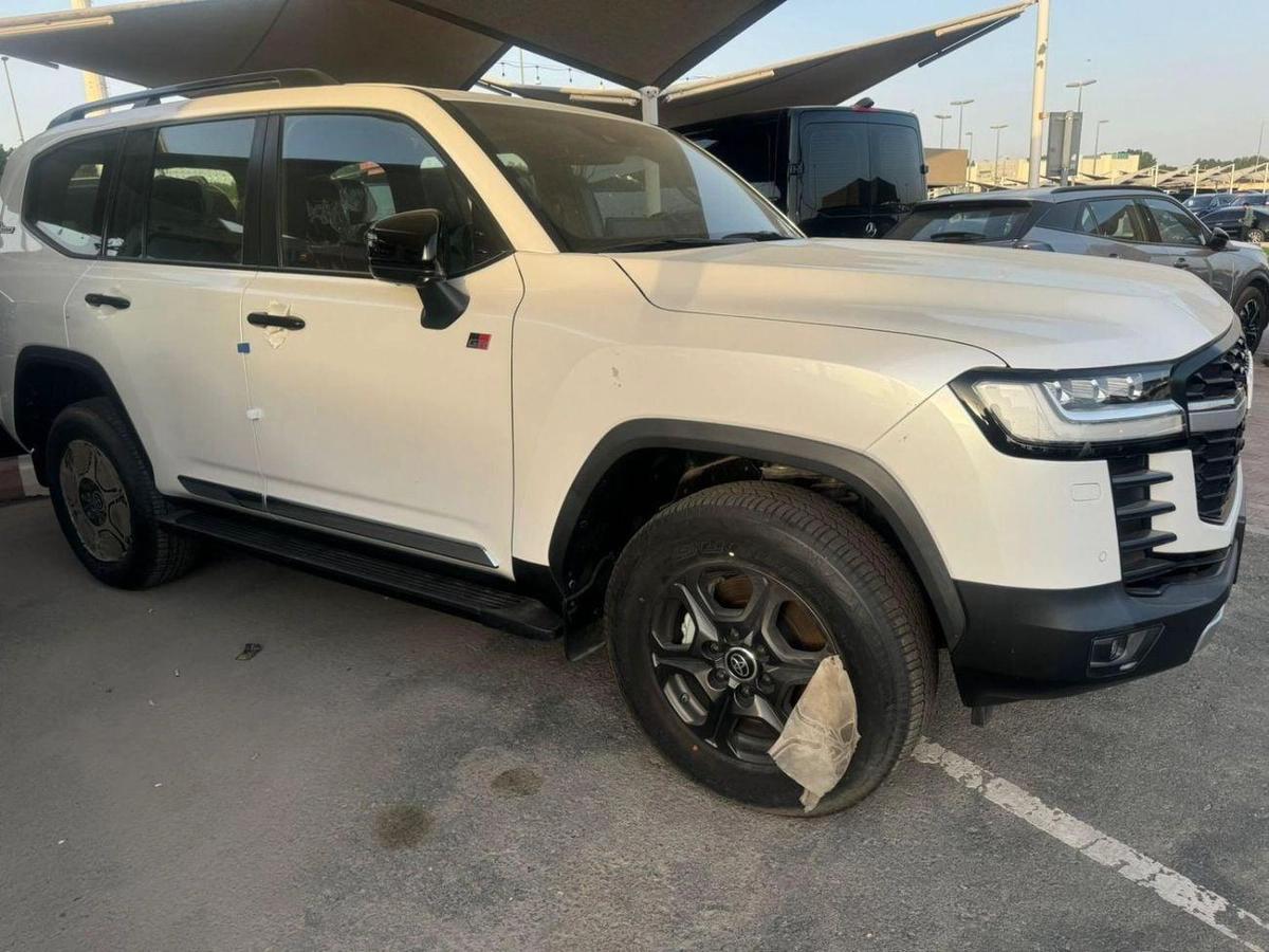 Toyota Land Cruiser GR-S Toyota Land Cruiser GR Sport 3.3 Diesel 2022-2-2