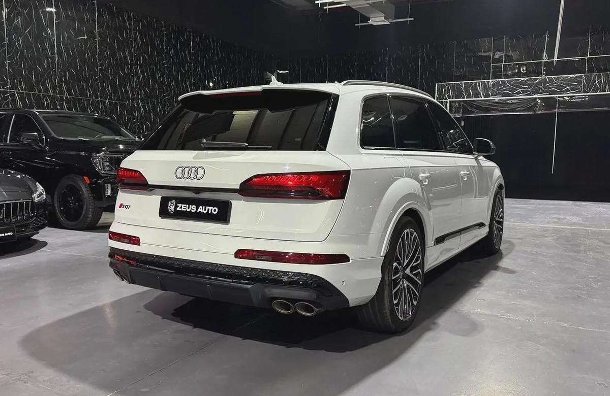 Audi SQ7 2024 European specs for 345,000.00 AED-3-3