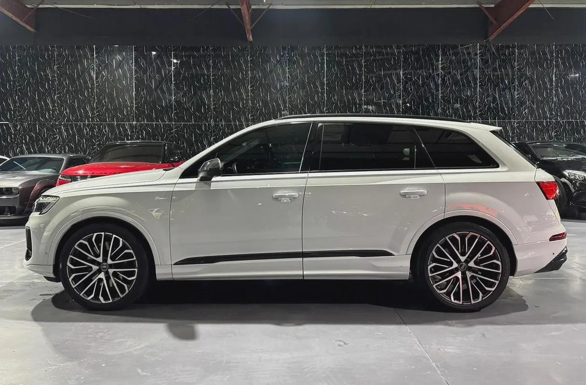 Audi SQ7 2024 European specs for 345,000.00 AED-7-7