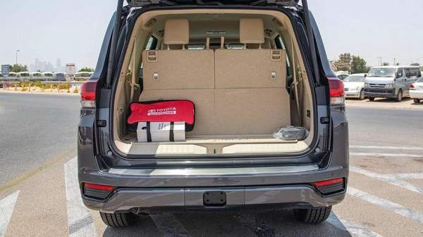 Toyota Land Cruiser (LHD) Toyota Land Cruiser GXR 3.5P AT MY2025 – Grey