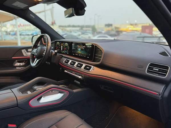 GLS580 .. V8 kit body AMG