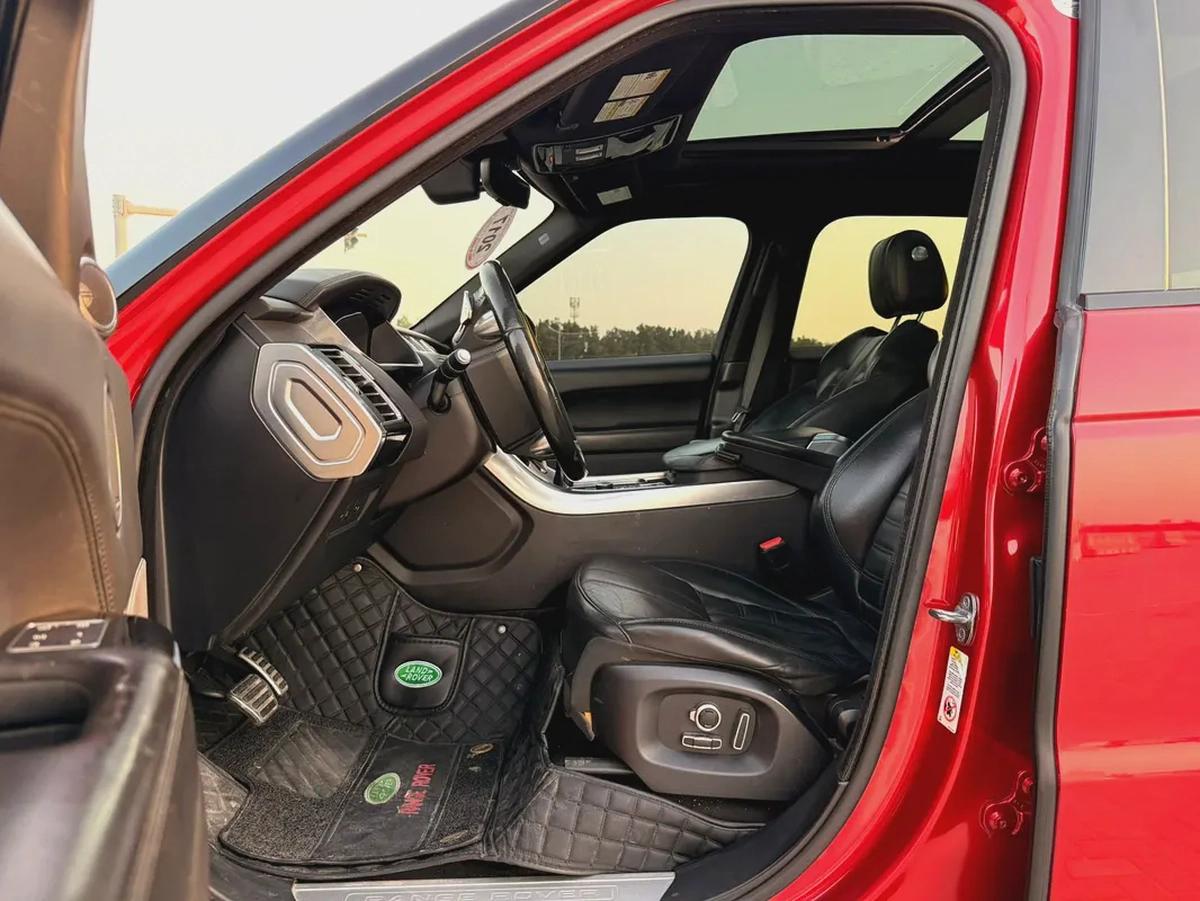 Range Rover Sport, 2017 American specs, in excellent condition,-4-4